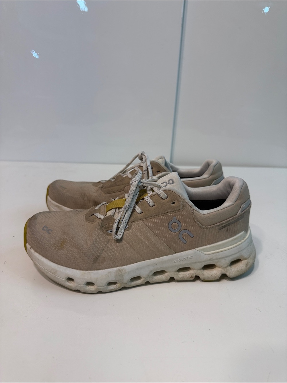 Used On Running Athletic shoes 7.5 women’s Onclouds